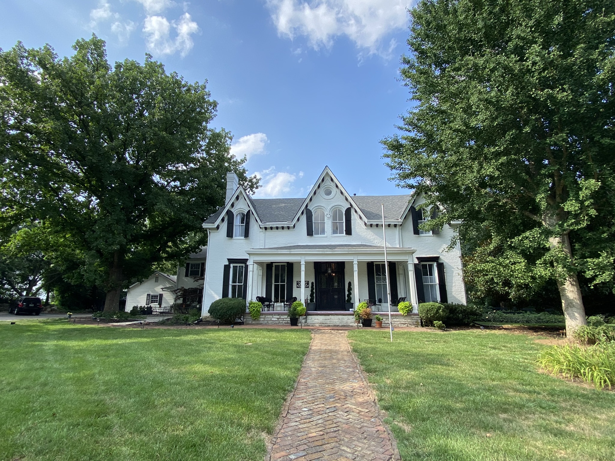 Rose Hill Inn Property Manager bnbfinder