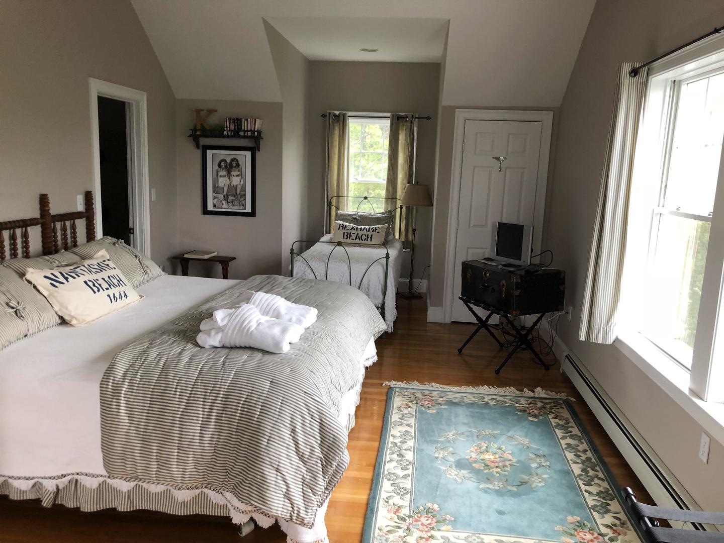 Hull Massachusetts Bed and Breakfast Inn Josephines on the Bay