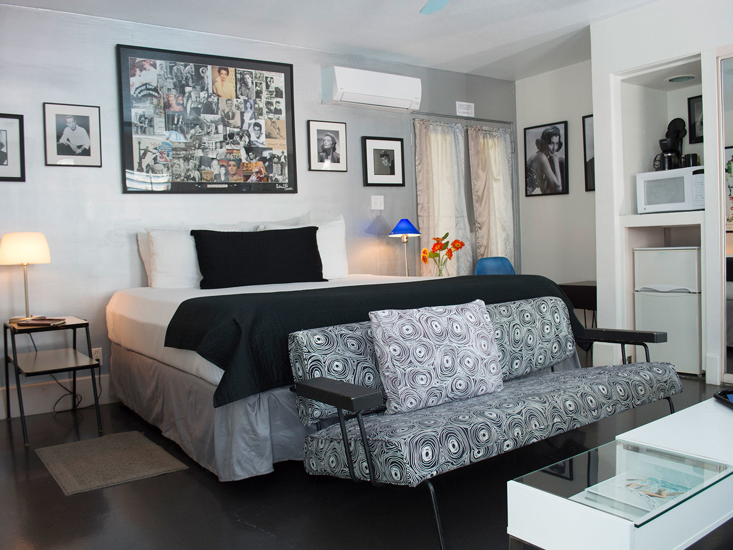 Bed and Breakfast Inn Palm Springs, California Palm Springs Rendezvous