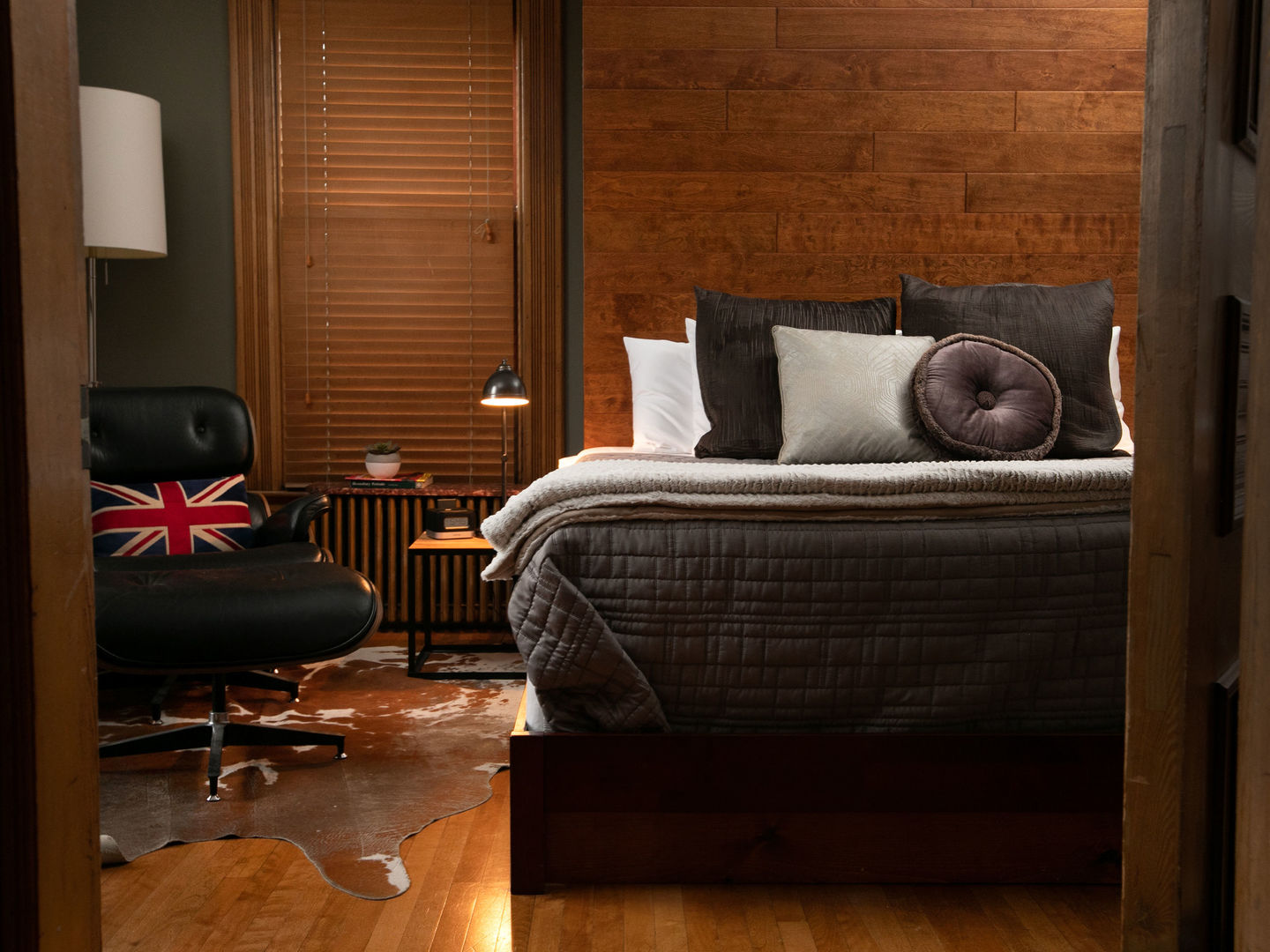 Made INN Vermont Bed and Breakfast, Burlington, Vermont Bed and