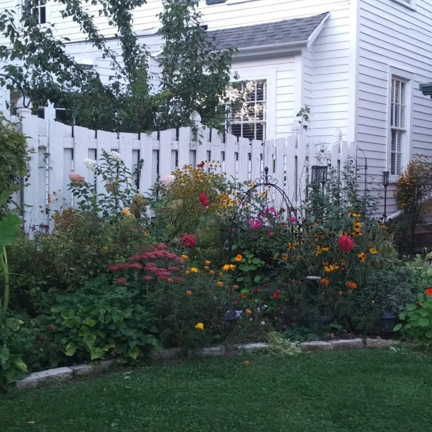 The Lilly Pad, Boerners’ Guest House, Cedarburg, Wisconsin Bed and