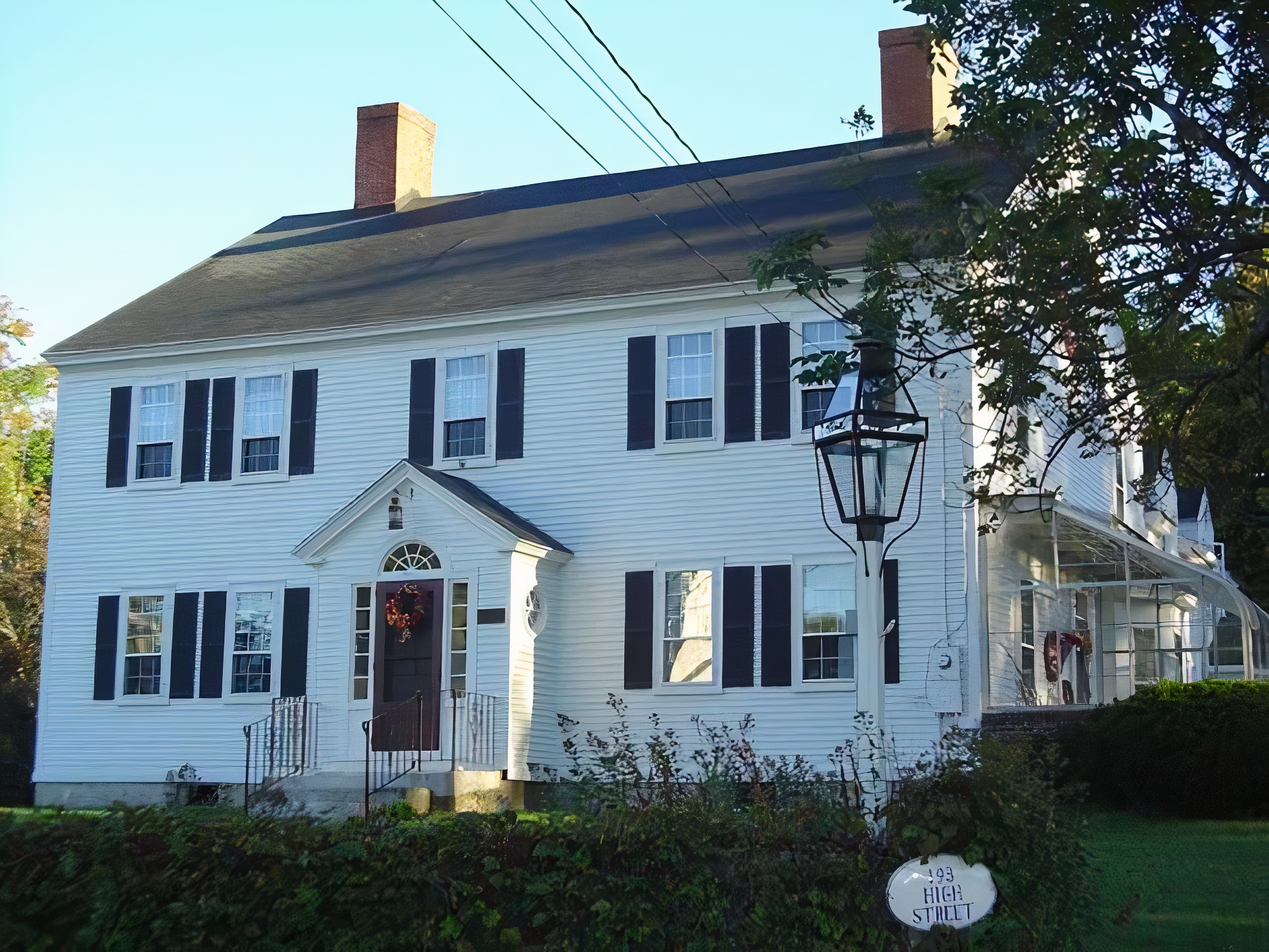 Stephen Clay Homestead Bed and Breakfast, Candia, New Hampshire Bed and