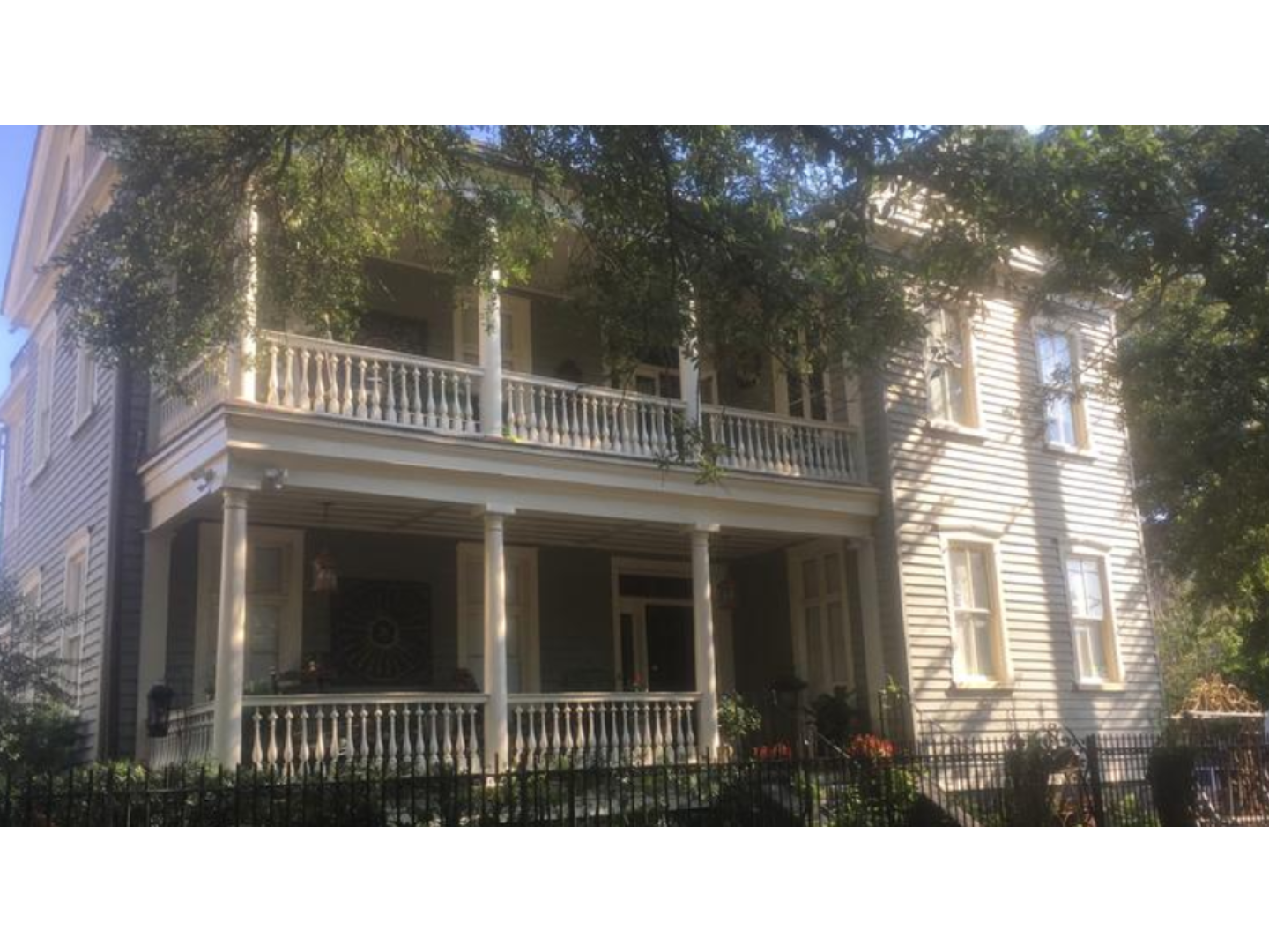22 Charlotte Bed & Breakfast, Charleston, South Carolina Bed and