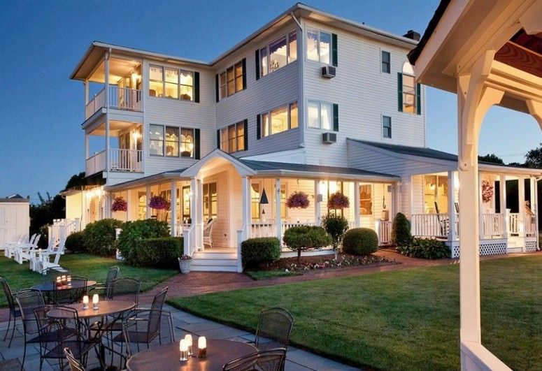 Inn at Harbor Hill Marina, East Lyme, Connecticut Bed and Breakfasts Inns