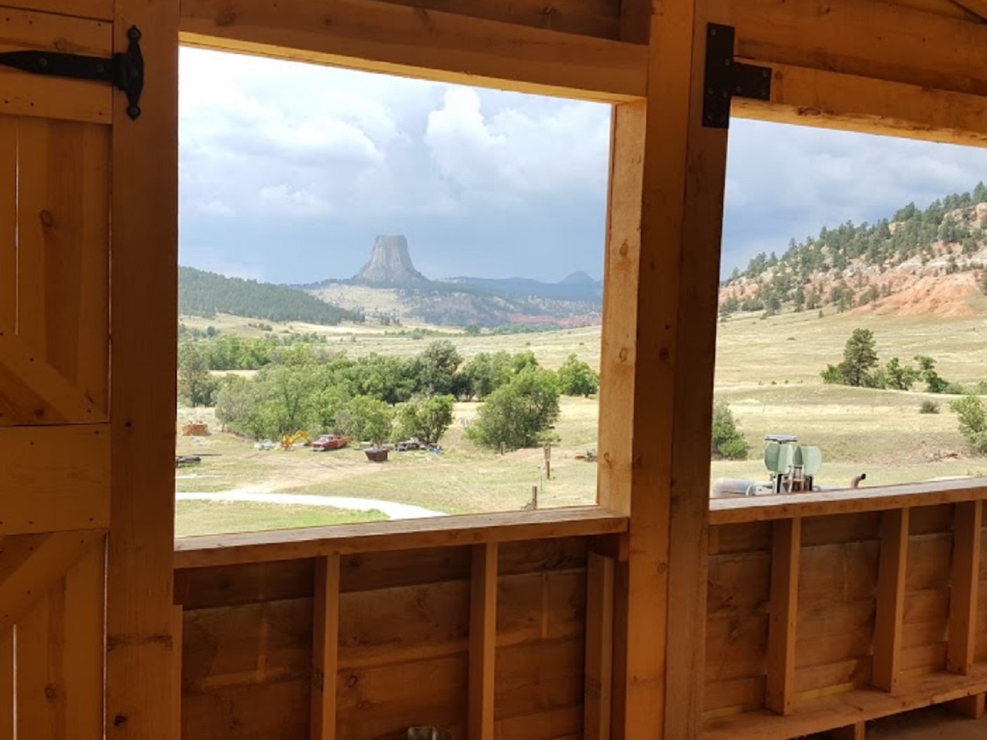 A Quiet Canyon at Devils Tower B&B, Devils Tower, Wyoming Bed and