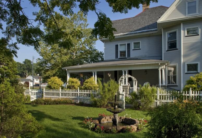 The Whistling Swan Inn, Stanhope, New Jersey Bed and Breakfasts Inns