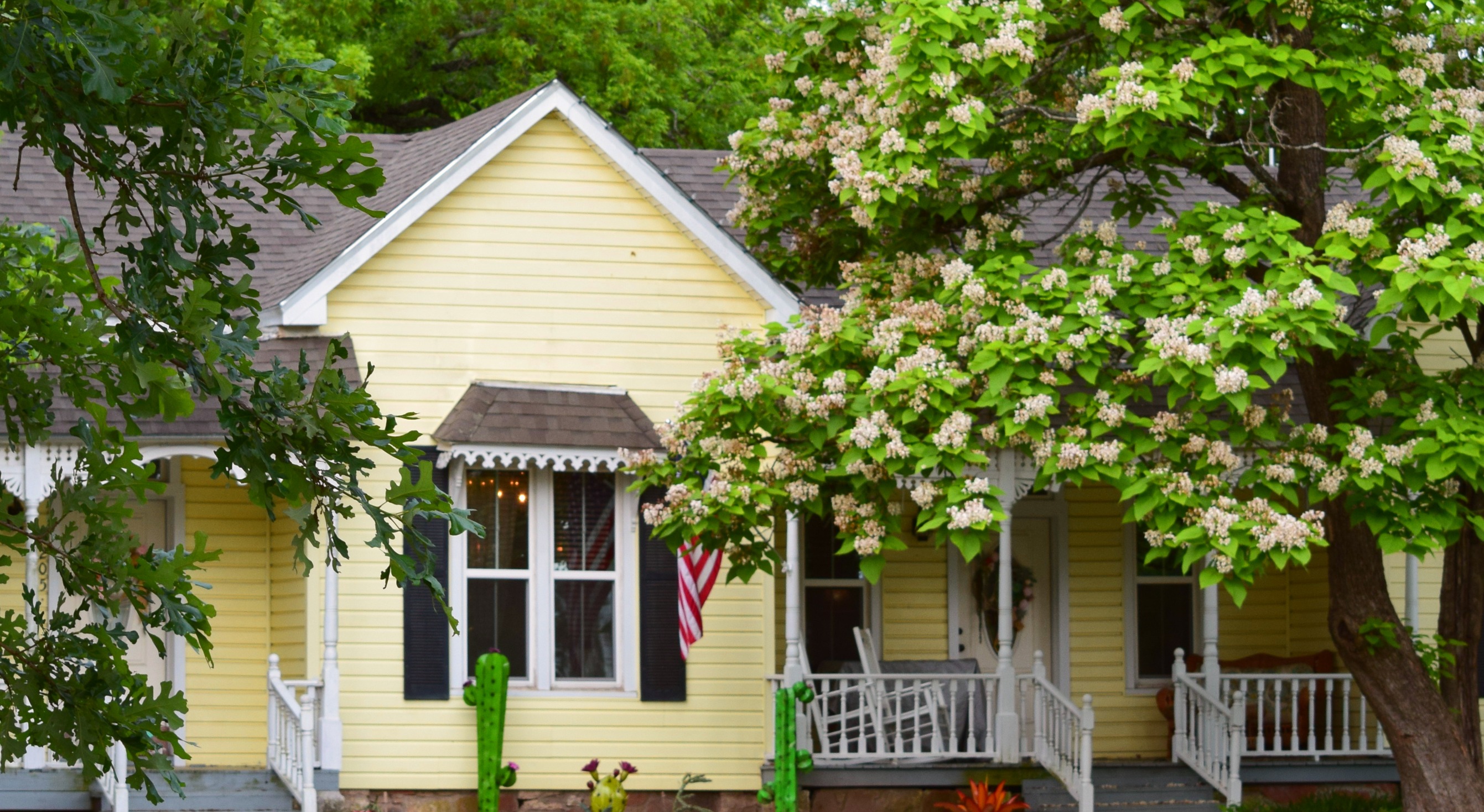 Cactus Flower Bed & Breakfast, Hico, Texas Bed and Breakfasts Inns