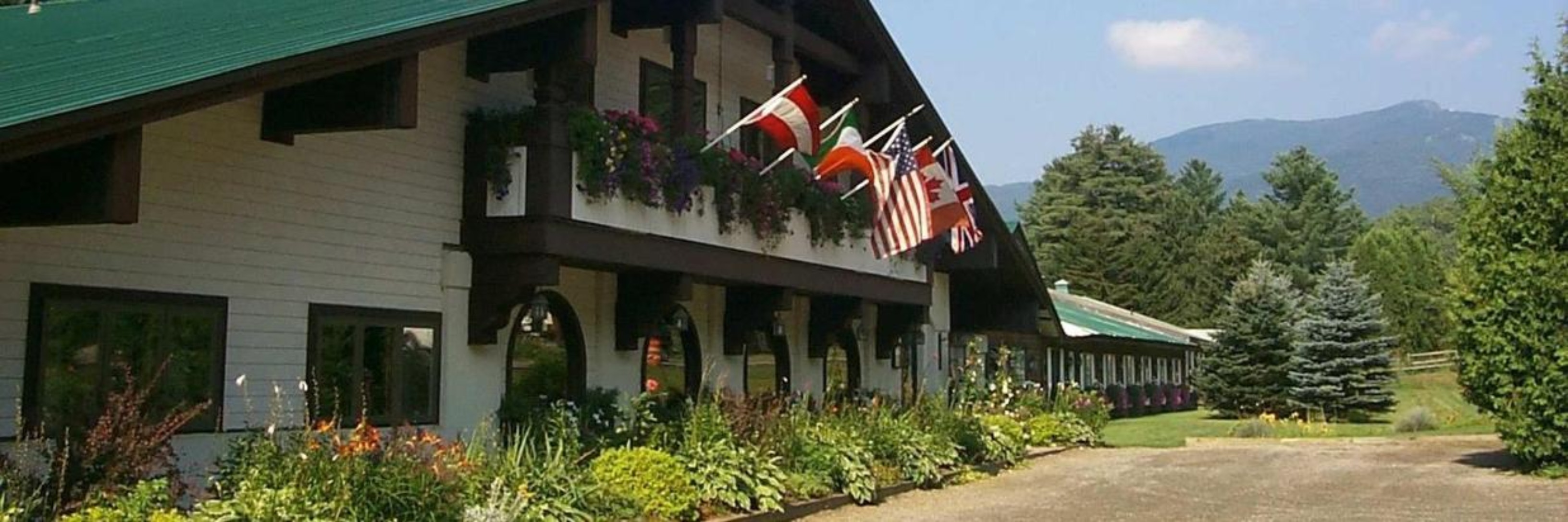 Northern Lights Lodge, Stowe, Vermont Bed and Breakfasts Inns