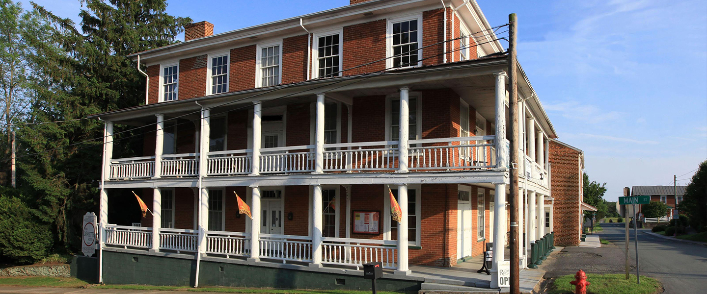 Lafayette Inn and Restaurant, Stanardsville, Virginia Bed and