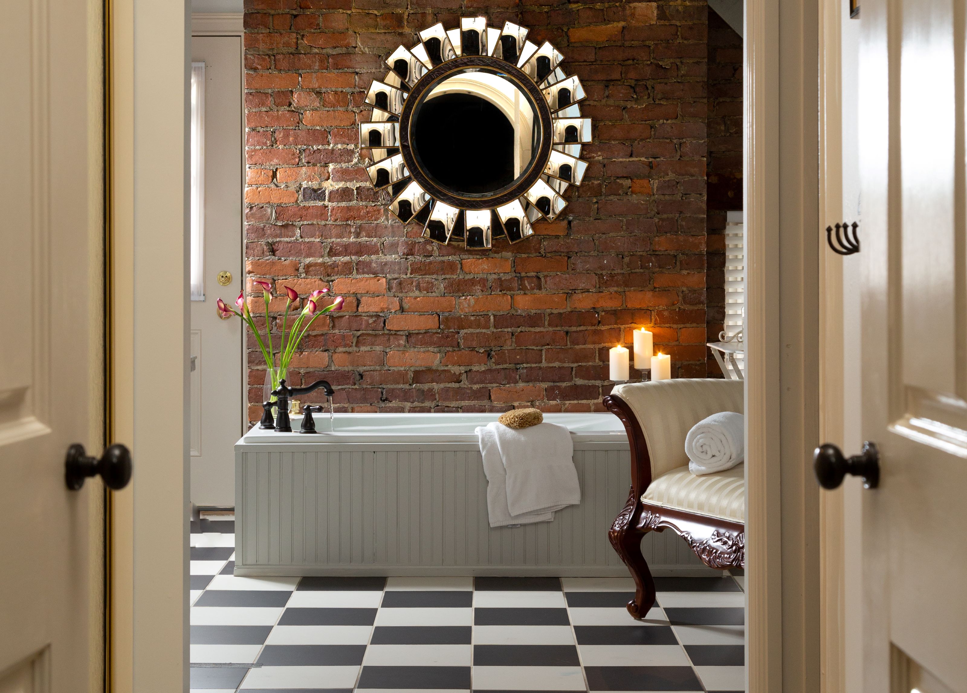 Louisville Kentucky Bed and Breakfast Inn Inn at Woodhaven