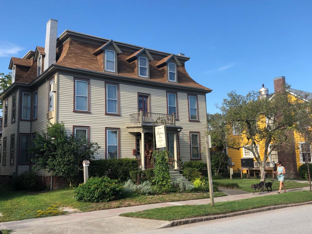 Bed and Breakfast Inn New Bern, North Carolina Meadows Inn