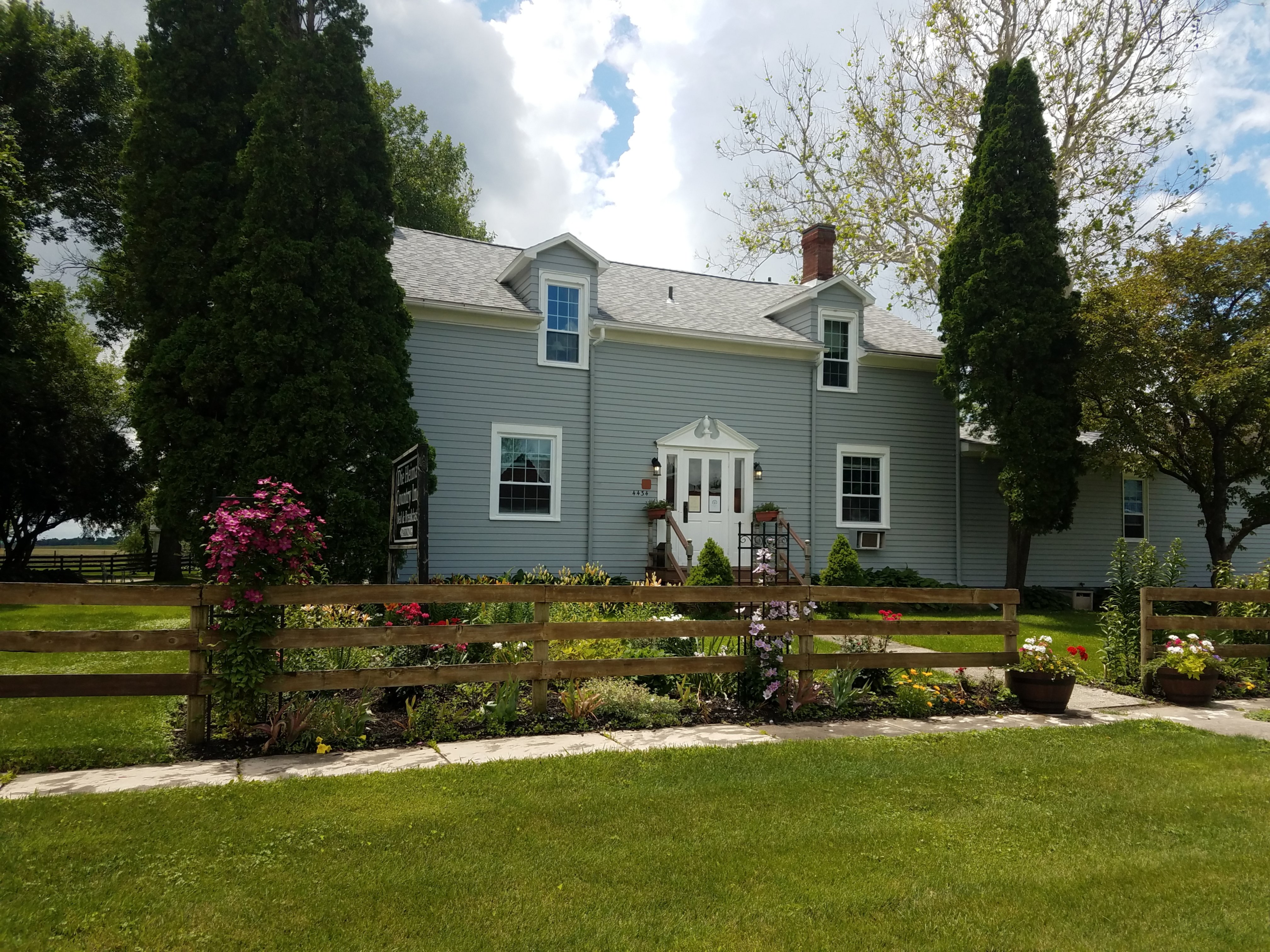 Die Heimat Country Inn, Homestead, Iowa Bed and Breakfasts Inns