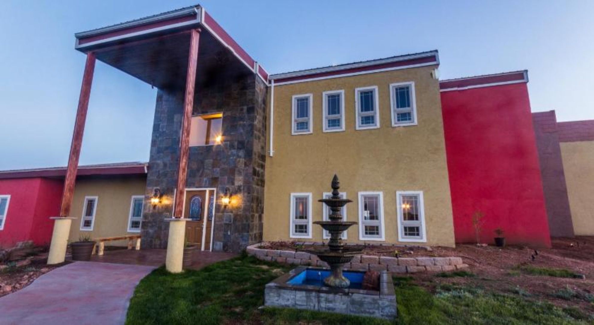 Vista de la Luna Bed and Breakfast, Buford, Wyoming Bed and Breakfasts Inns