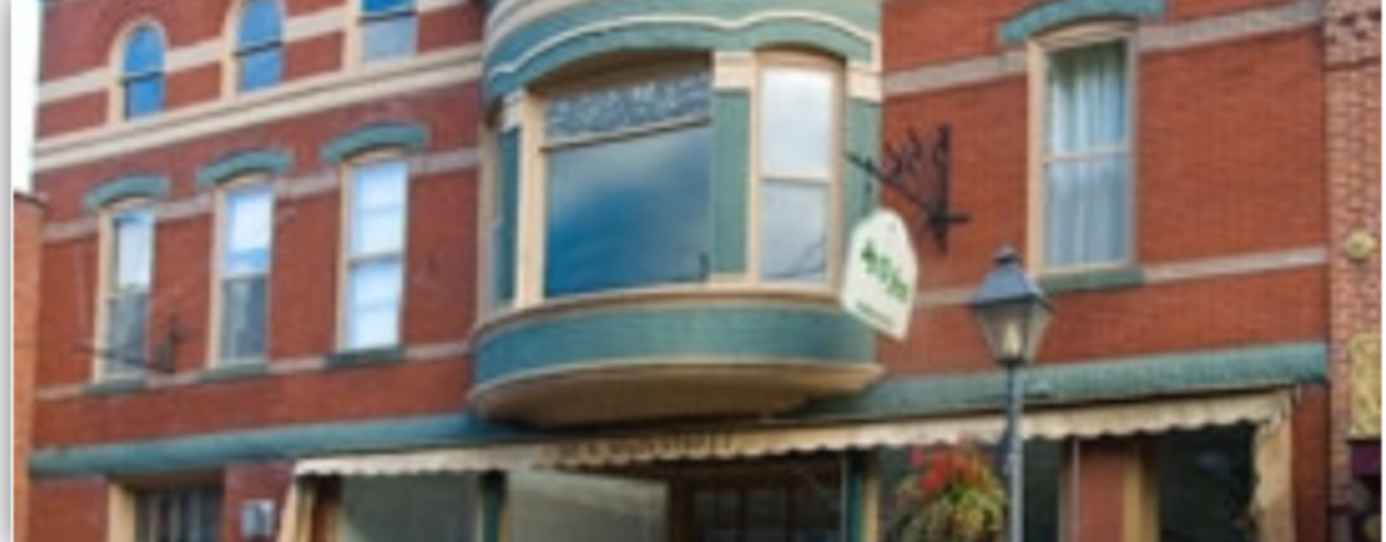 305 North Inn, Galena, Illinois Bed and Breakfasts Inns