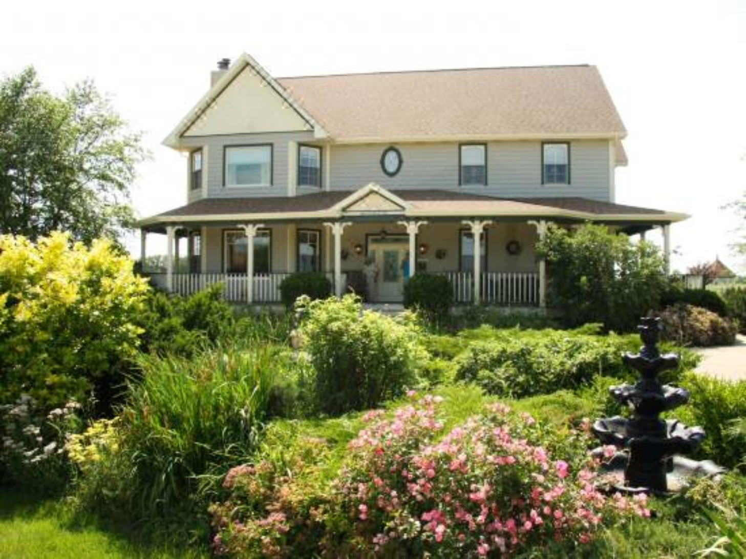 Brightwood Inn, Oglesby, Illinois Bed and Breakfasts Inns