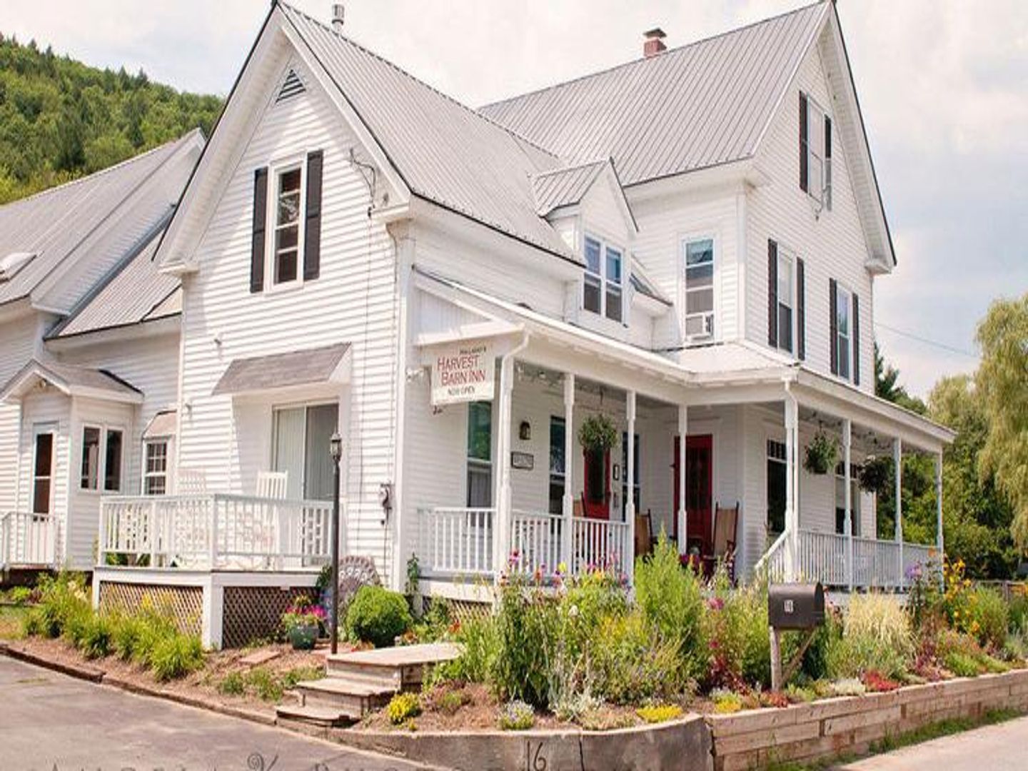 Harvest Barn Inn, Town of Rockingham, Vermont Bed and Breakfasts Inns