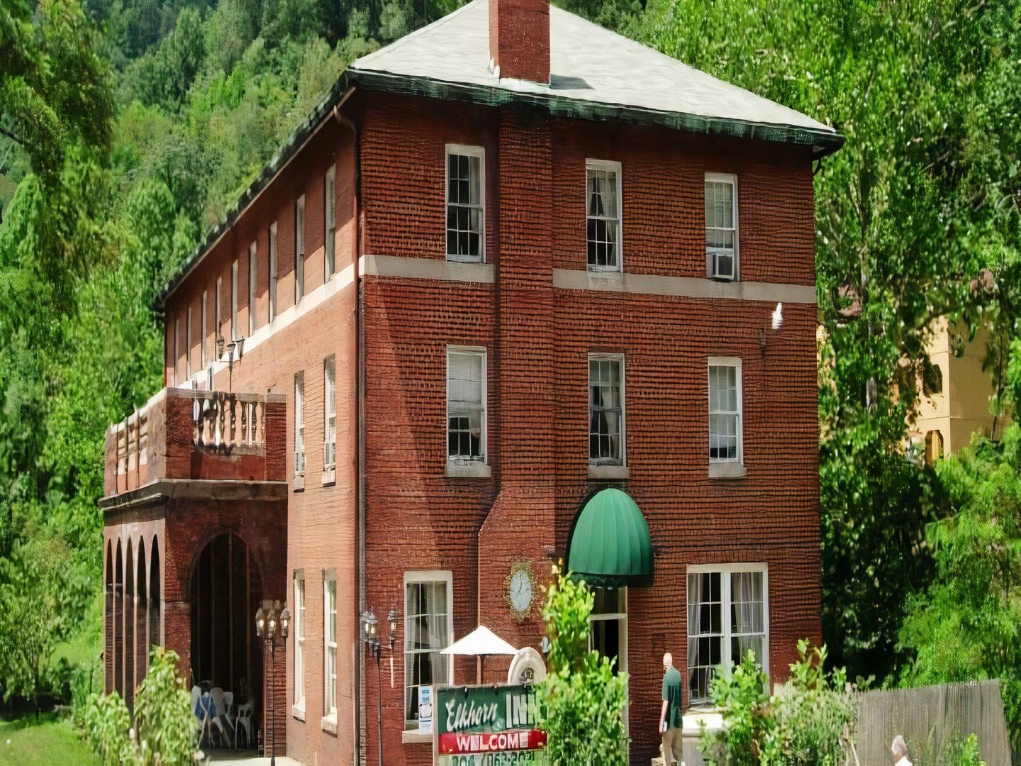 Elkhorn Inn & Theatre, Northfork, West Virginia Bed and Breakfasts Inns