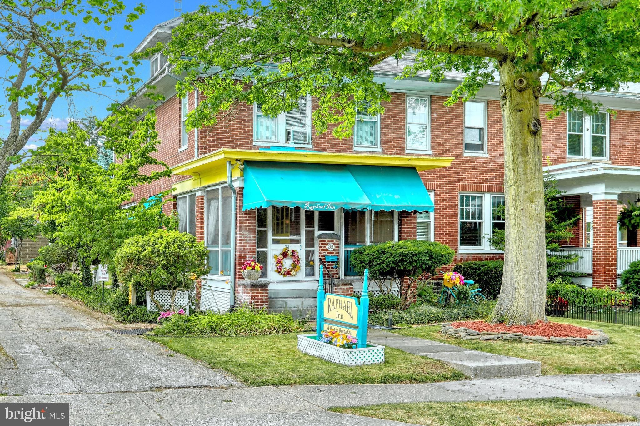 Raphael Inn Bed and Breakfast, Gettysburg, Pennsylvania Bed and
