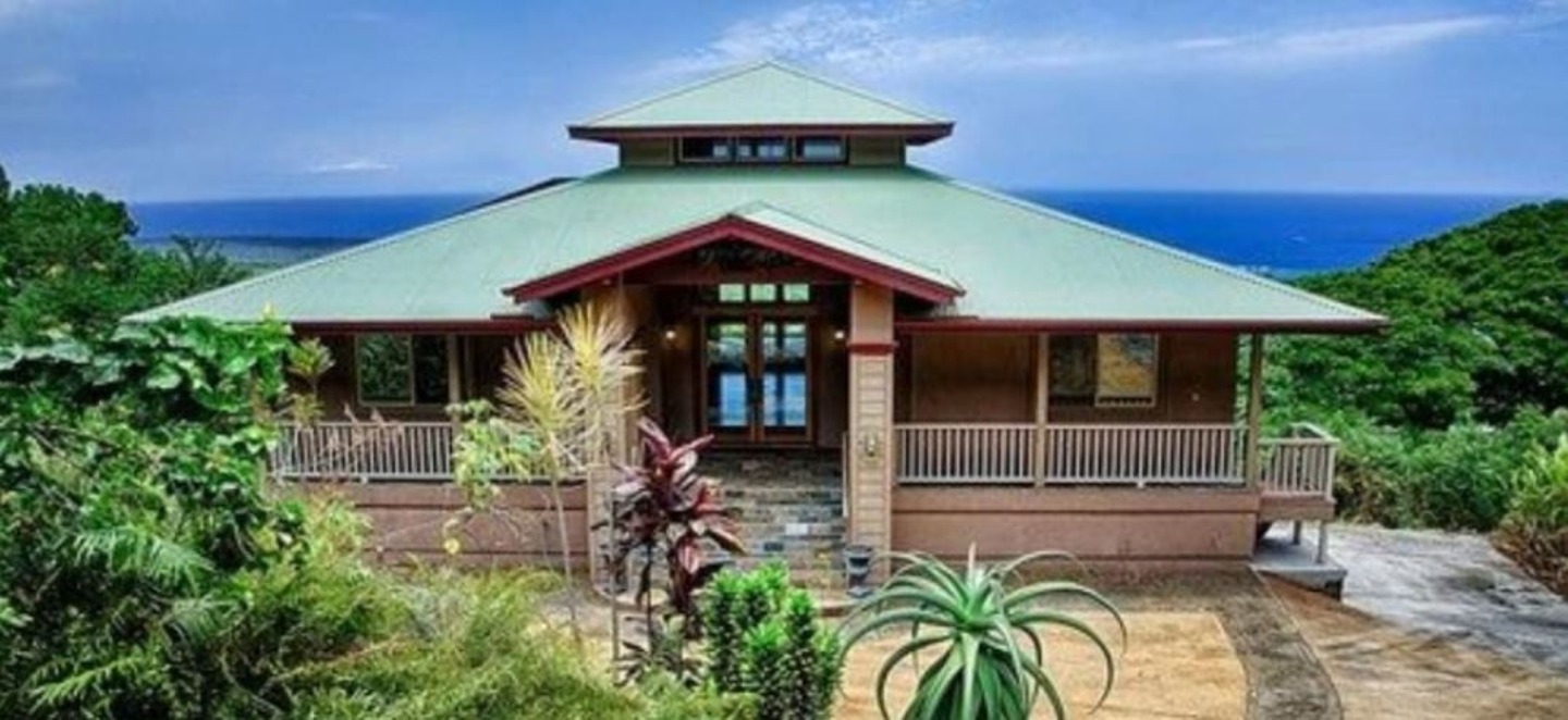 Kona Palace in Captain Cook, Captain Cook, Hawaii Bed and Breakfasts Inns