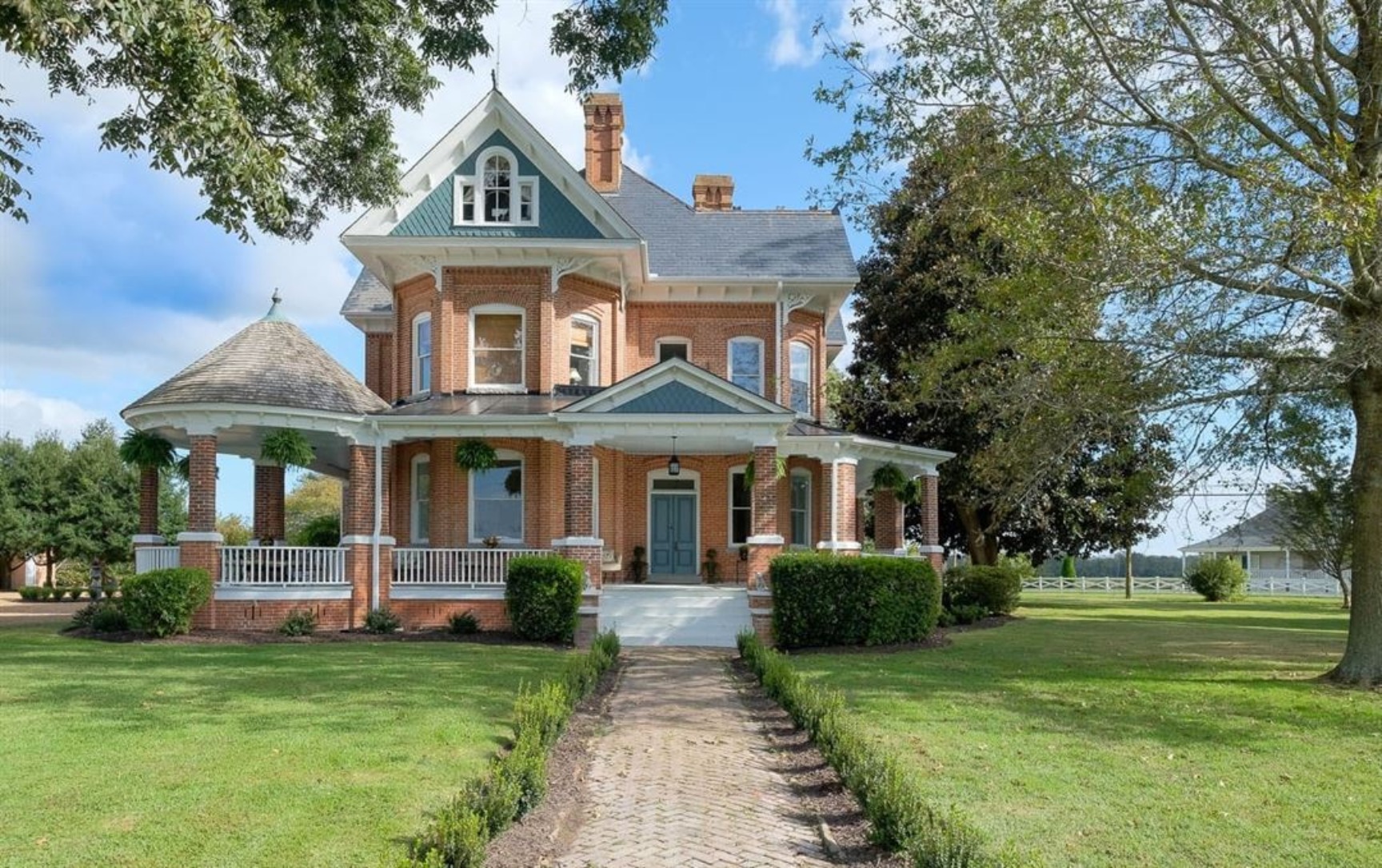 The Cotton Gin Inn, Edenton, North Carolina Bed and Breakfasts Inns