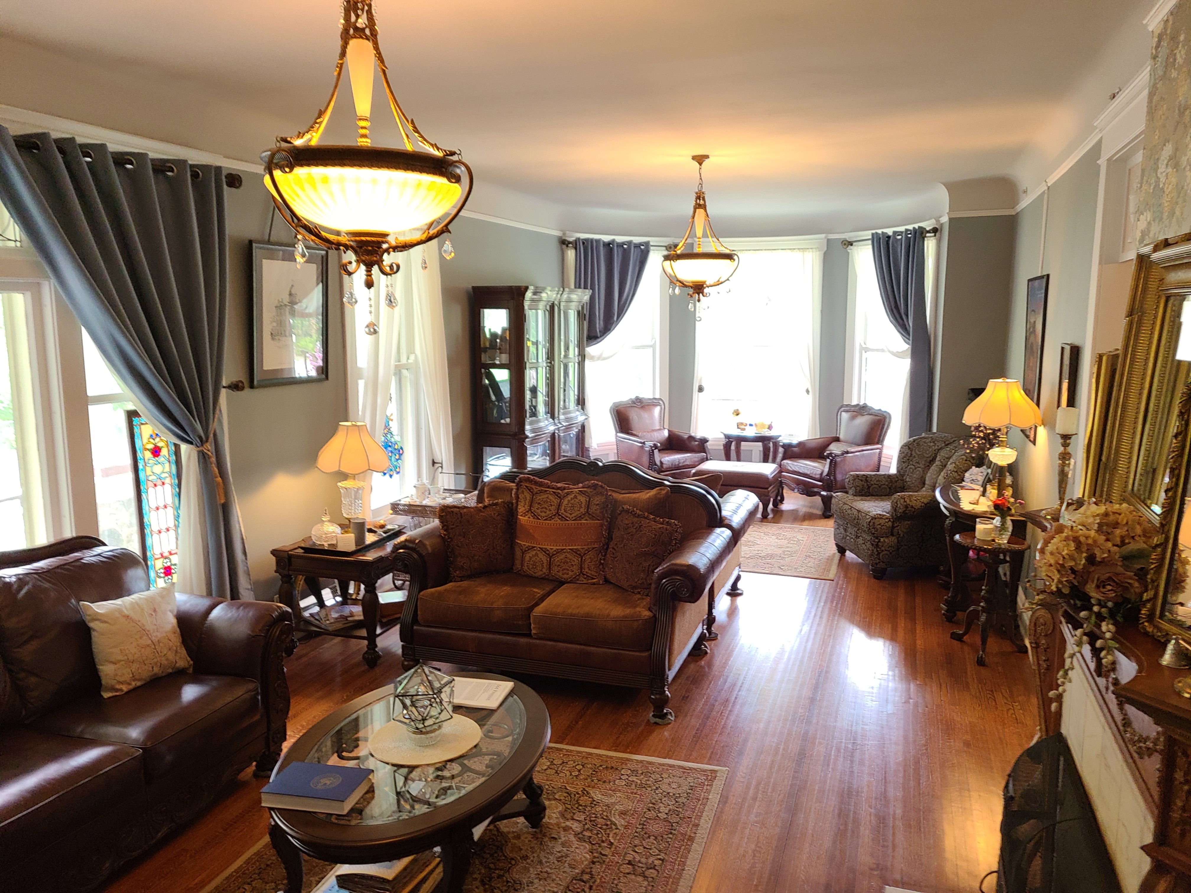 Bed and Breakfast Inn Woodstock, Illinois The Cherry Tree Inn B&B