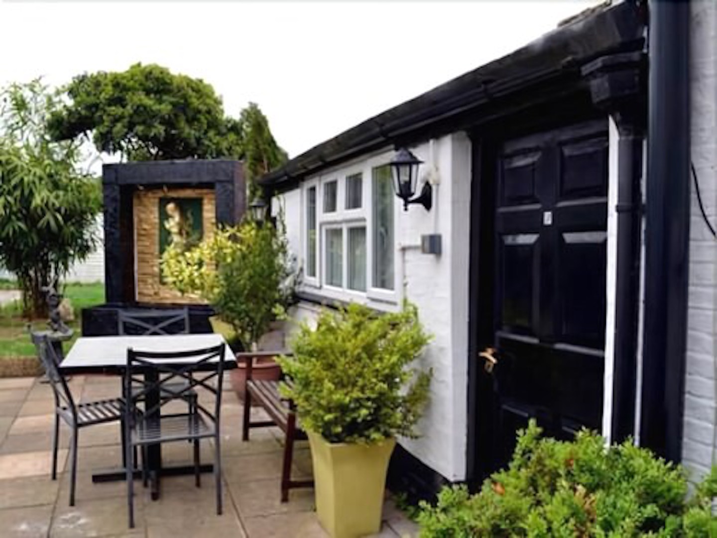 Ely Guest House, Ely, England Bed and Breakfasts Inns